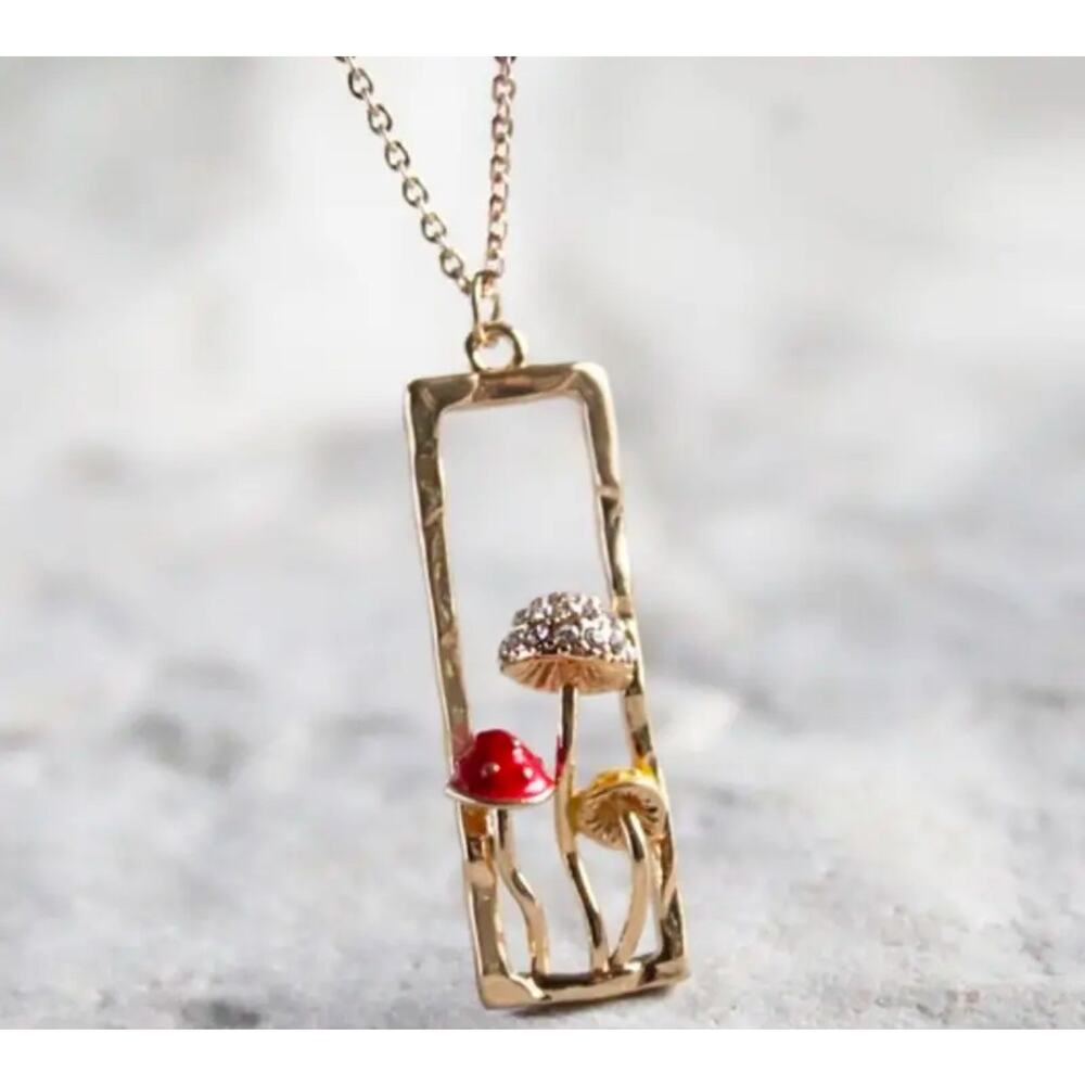 Tiny Mushroom Pendant Necklace Dainty Gold Alloy Metal NEW Cottagecore Boho